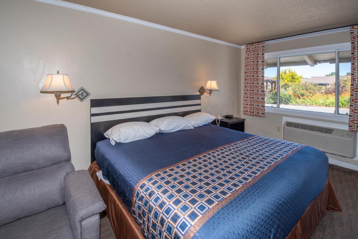 Surf Motel And Gardens Форт-Брэгг Экстерьер фото